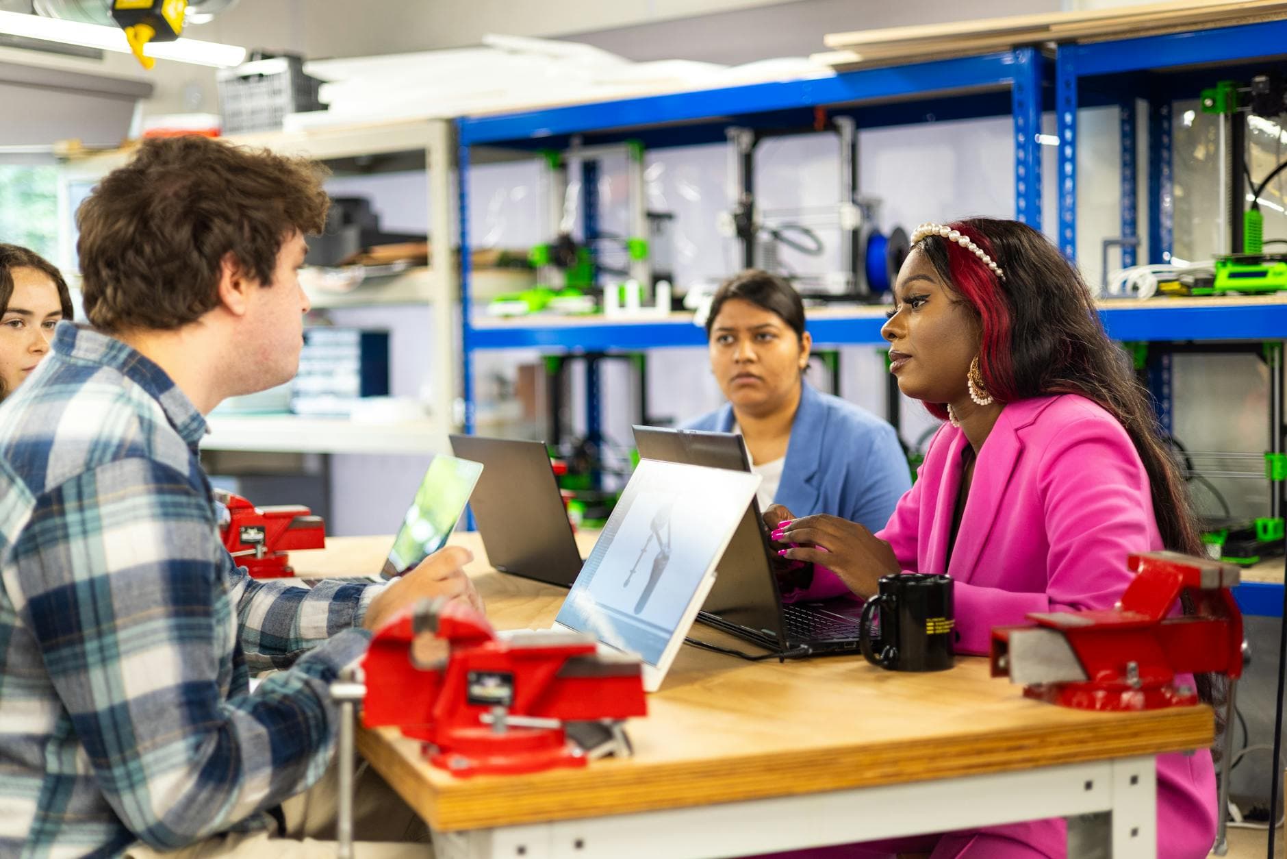 Manufacturing SEO Mistakes Limiting Canadian Industrial Companies' Reach in 2026